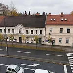 Apartment For Four With Free Parking