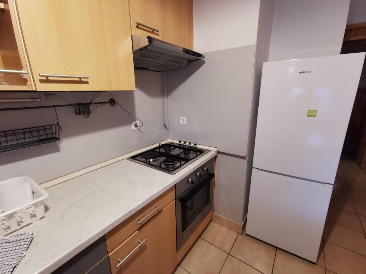 For Four With Free Parking Appartement Ljubljana